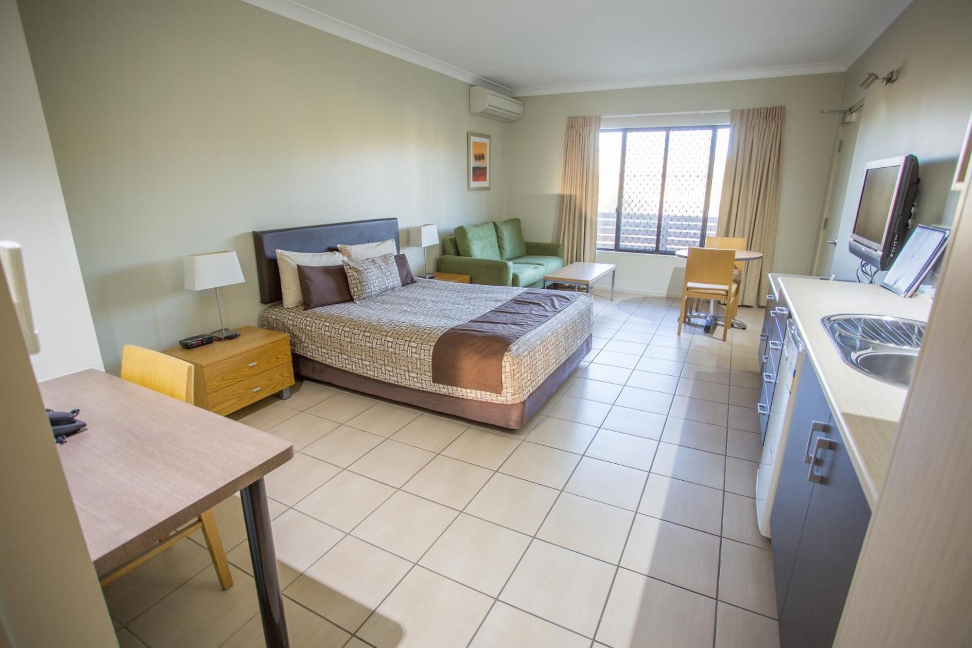 Spinifex Motel And Serviced Apartments Mount Isa Room photo