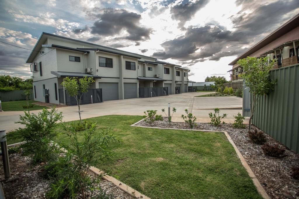 Spinifex Motel And Serviced Apartments Mount Isa Room photo