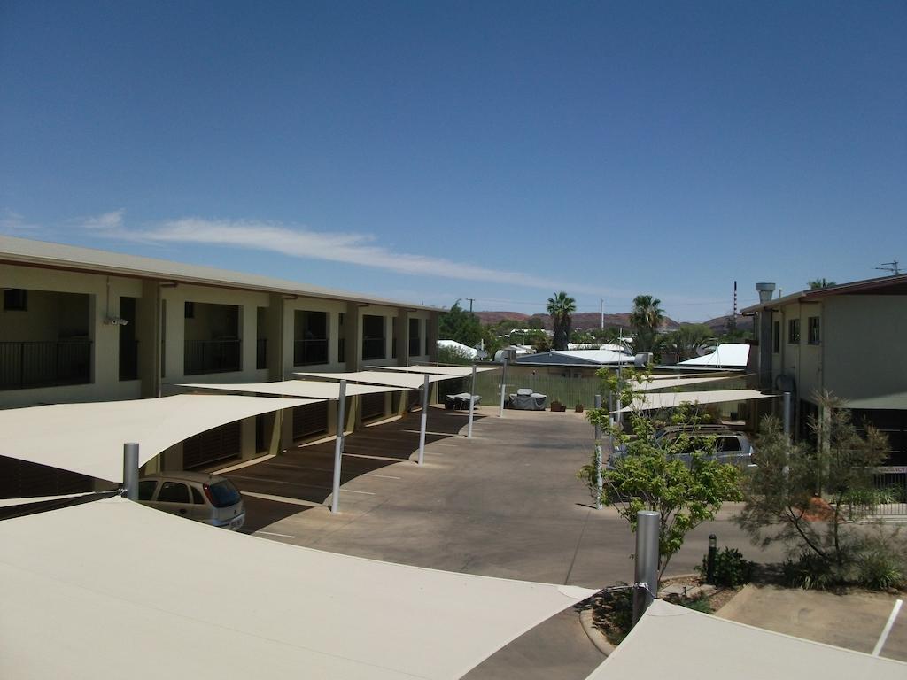 Spinifex Motel And Serviced Apartments Mount Isa Exterior photo